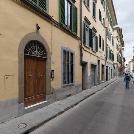 F4 - Santa Croce One Bedroom Flat 2 To 4 Guests Firenze Bagian luar foto